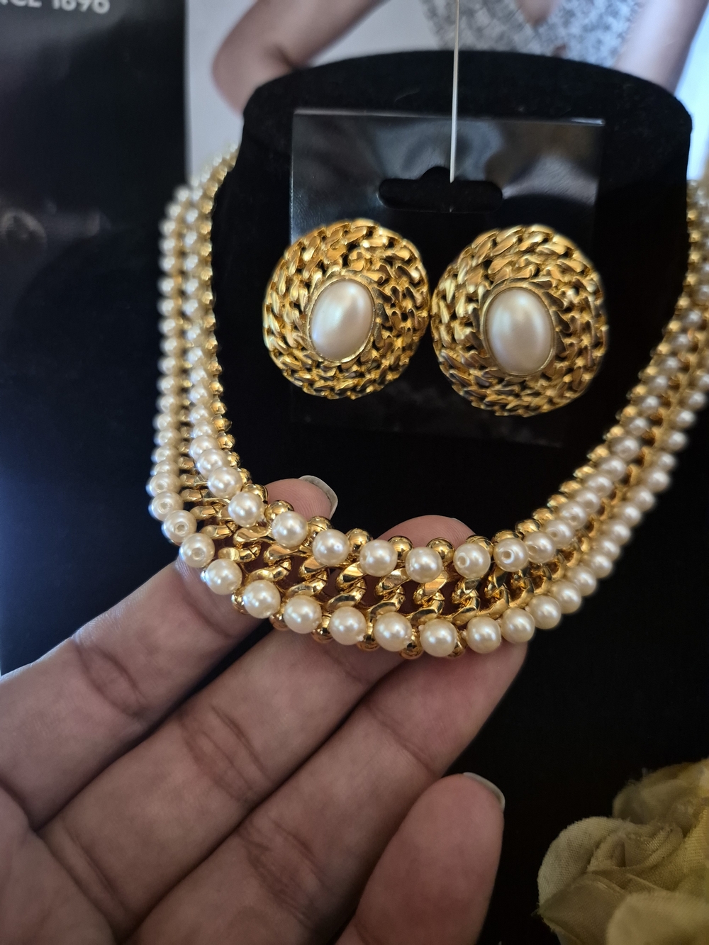 STUNNING!! Multi-Strand Pearl Necklace with Gold and Cream Statement Earrings - Picture 2 of 7